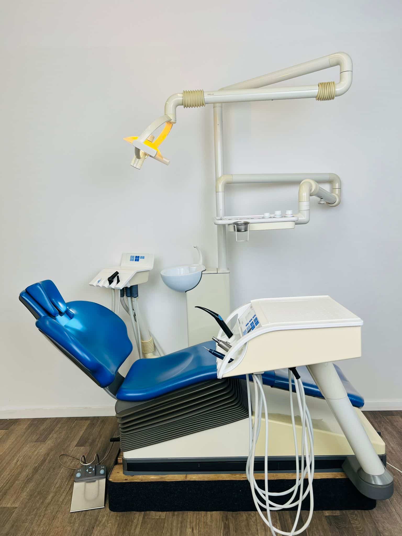 IMG-20251111-WA0016 Sirona C4+