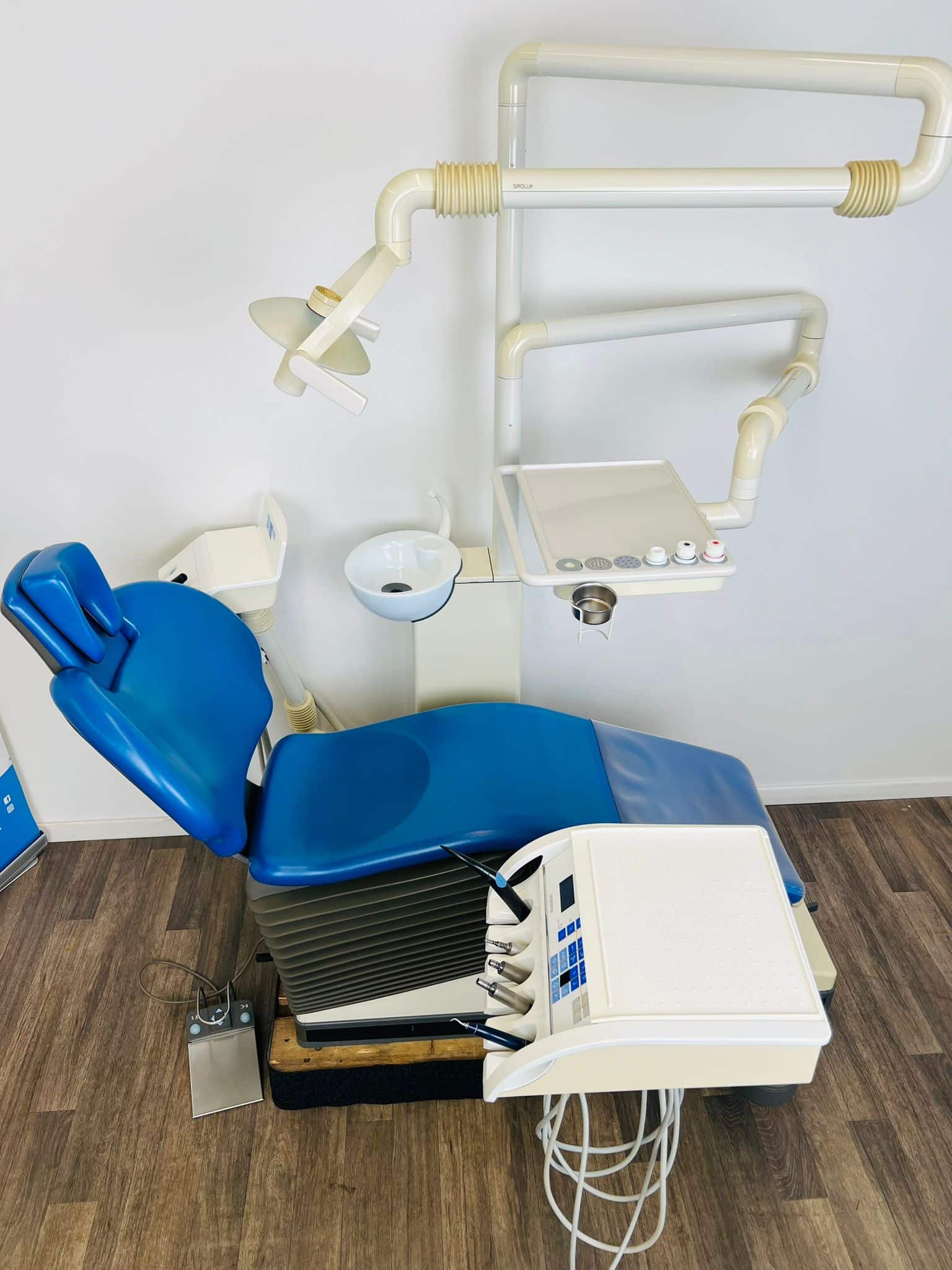 IMG-20251111-WA0021 Sirona C4+